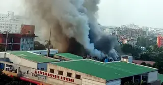 গাজীপুরে ইবনে সিনা ফার্মাসিউটিক্যালসের কারখানায় আগুন